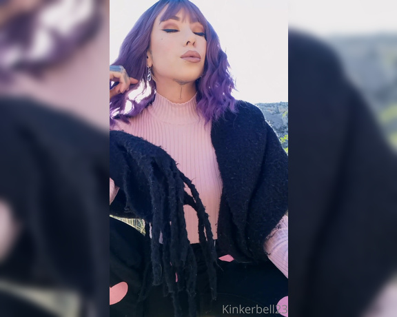 Queen Kinkerbell aka kinkerbell23 OnlyFans - Just a quick smoke whilst out on a walk in the mountains, it would be rude