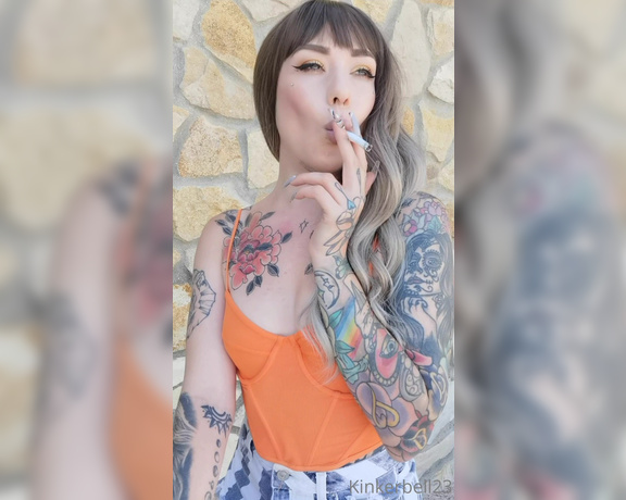 Queen Kinkerbell aka kinkerbell23 OnlyFans - Goood afternoon, Ive got a smokers cough going on at the moment Ive smoked soooo much