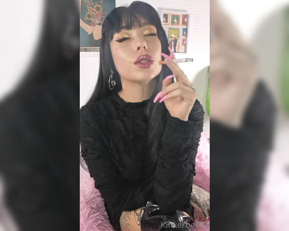 Queen Kinkerbell aka kinkerbell23 OnlyFans - Do you like it when I wear all Black for you This outfit had me feeling