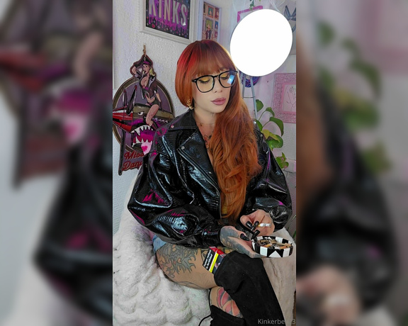 Queen Kinkerbell aka kinkerbell23 OnlyFans - A quick chainsmoking session before I head out for the day! What do you think