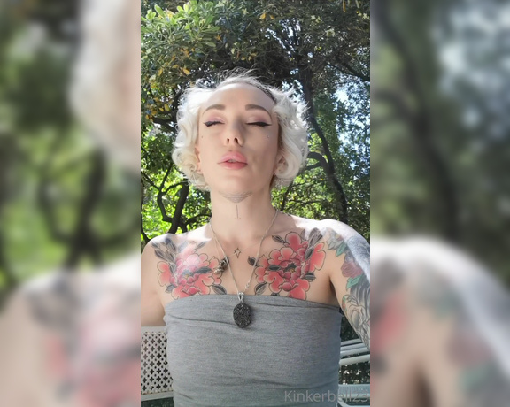 Queen Kinkerbell aka kinkerbell23 OnlyFans - Morning coffee and smoke