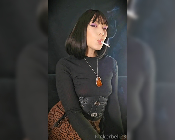 Queen Kinkerbell aka kinkerbell23 OnlyFans - Back again, feeding this beautiful addiction Do you enjoy watching me smoke Leave a like,