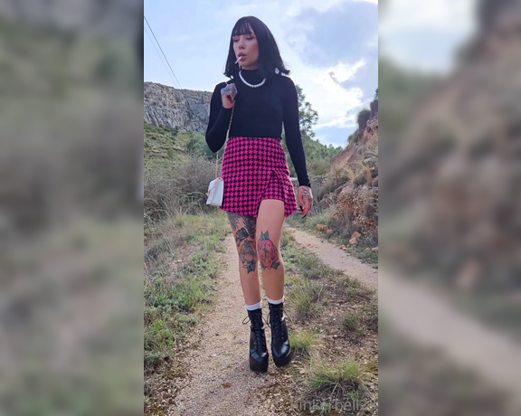 Queen Kinkerbell aka kinkerbell23 OnlyFans - A walk through the moody mountains, its been wet and grey here so I thought