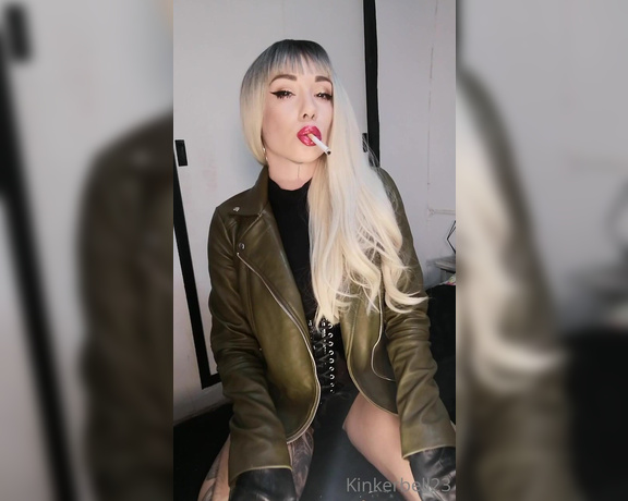 Queen Kinkerbell aka kinkerbell23 OnlyFans - 6 minutes of me Chain smoking two delicious Malboro reds in my new Green Leather jacket