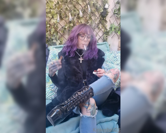 Queen Kinkerbell aka kinkerbell23 OnlyFans - Tucked up in my warm fur enjoying a smoke in the patio before I head out