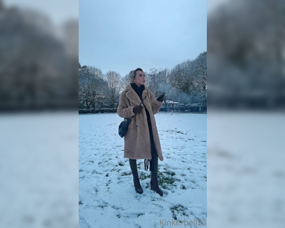 Queen Kinkerbell aka kinkerbell23 OnlyFans - Just a little cold, snowy update for you all from my trip! Having the best time