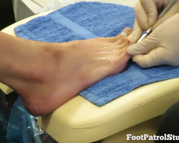 Foot Patrol Studio - Pedicure Voyeur with Soo Yung