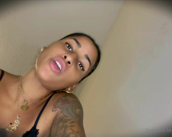 Mya Mula aka myamulagoddess OnlyFans Video 2733