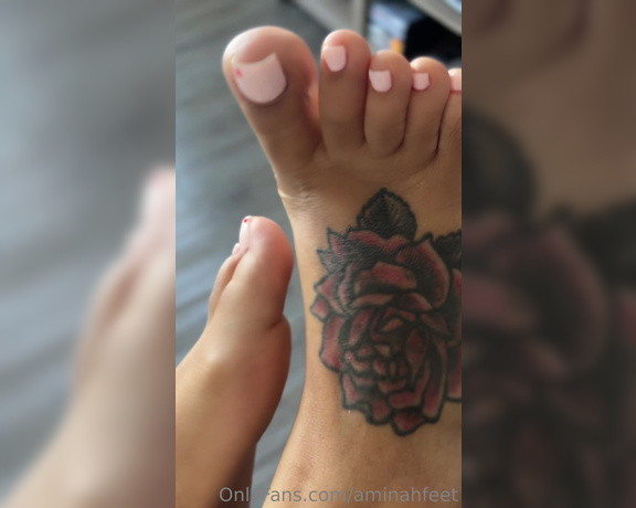 Aminah Feetz aka aminahfeet OnlyFans - Lounging with Aminah Episode 1 I’ll be posting more vids like this of me doing various