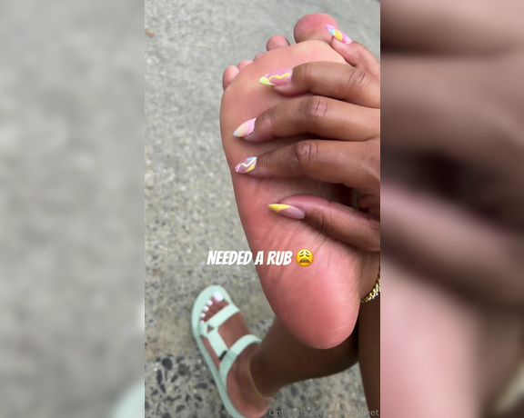 Aminah Feetz aka aminahfeet OnlyFans - A little NYC travel vlog Can’t wait to go back