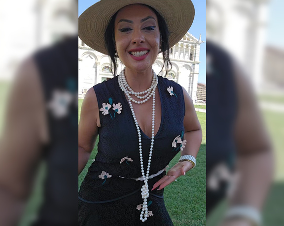 Ezada Sinn aka ezada OnlyFans - Exploring Pisa in Style! Today’s #OOTD is inspired by the roaring 20s, perfect for a hot