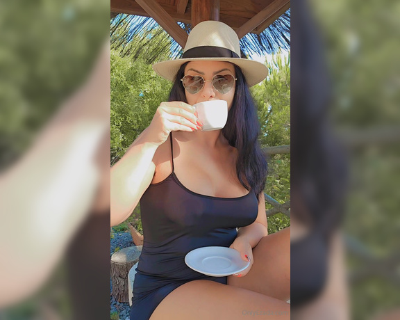 Ezada Sinn aka ezada OnlyFans - Buongiorno from the heart of Tuscany! Starting my day with the serene sounds of nature—crickets chirping,