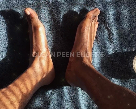 Clean Peen Eugene aka cleanpeeneugene OnlyFans Video - A fan told me I had nice feet so I decided to make a video for