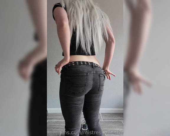 Mistress Zelda aka thegothicghost OnlyFans - 05-01-2023 - Play with your little cock for your Mistress