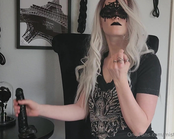 Mistress Zelda aka thegothicghost OnlyFans - 02-19-2023 - I dont know why i even waste my time with youyou dont deserve it