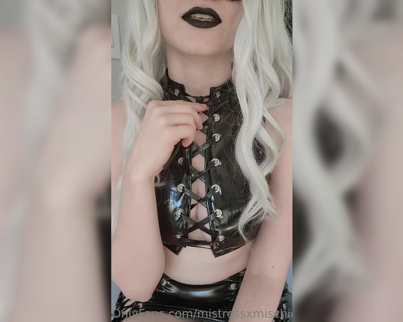 Mistress Zelda aka thegothicghost OnlyFans - 01-30-2023 - Quick little JOI while you watch me take off my top