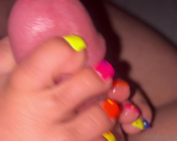 LatinaMala aka latinamala1 OnlyFans - 05-21-2023 - Sexy cute Neon toes teasing a wet cock Full video with Cumshot later today