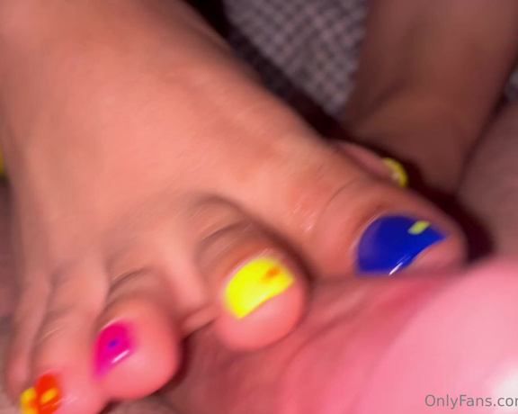 LatinaMala aka latinamala1 OnlyFans - 07-31-2023 - Neon multicoloured footjob with French nails!