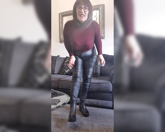 Miss B aka missb52s OnlyFans - 04-03-2022 - Stepmother has the perfect solution for perverted little stepsons