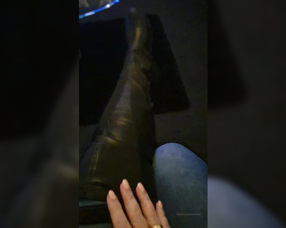 Miss B aka missb52s OnlyFans - 02-10-2020 - That noise gets you excited boot boy