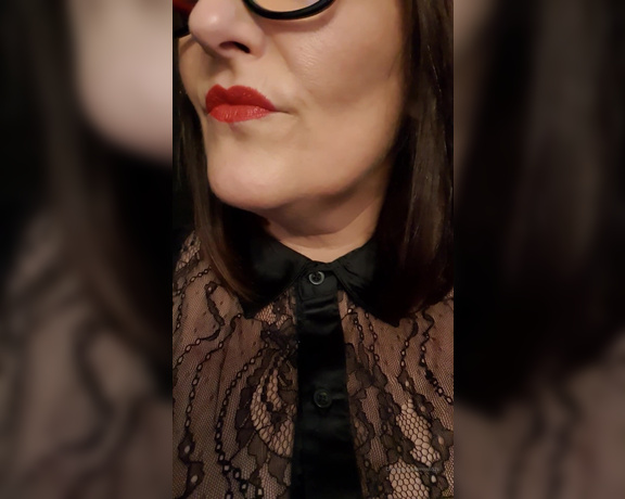 Miss B aka missb52s OnlyFans - 02-11-2020 - You wish my lips were