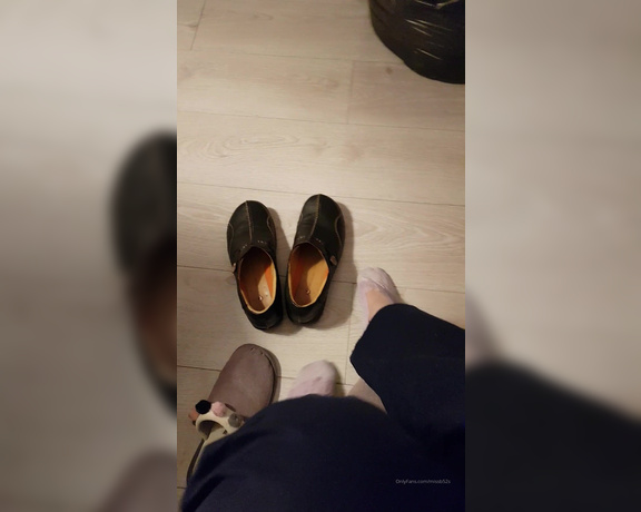 Miss B aka missb52s OnlyFans - 01-21-2020 - The start of my shift with nice fresh feet