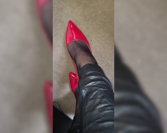 Miss B aka missb52s OnlyFans - 04-05-2023 - Red shoes, black nylons Now lick