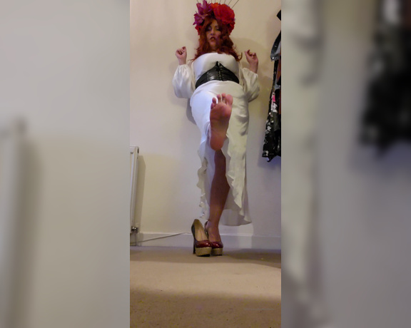 Miss B aka missb52s OnlyFans - 03-11-2023 - I look amazing