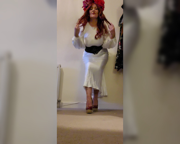 Miss B aka missb52s OnlyFans - 03-11-2023 - I look amazing