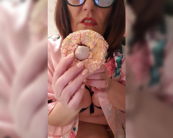 Miss B aka missb52s OnlyFans - 02-27-2020 - Your sex life is now with a donught Romance is not dead loser