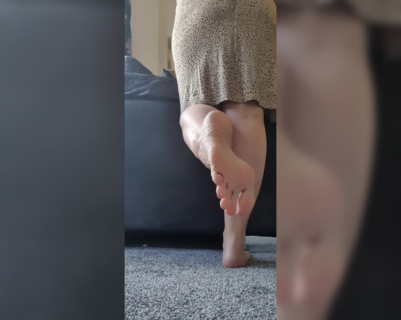 Miss B aka missb52s OnlyFans - 05-28-2021 - Submit,edge, send all to my beautiful feet