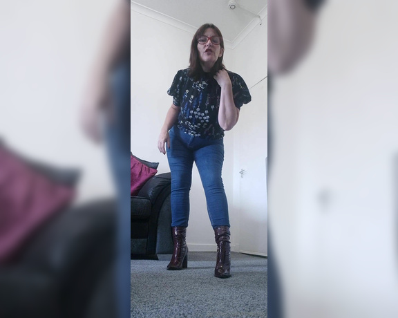 Miss B aka missb52s OnlyFans - 08-17-2024 - A simple outfit that has you so excited