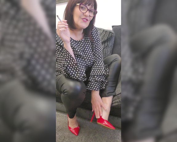 Miss B aka missb52s OnlyFans - 06-12-2022 - Sitting across from your stepmother as she teases you, humiliates you