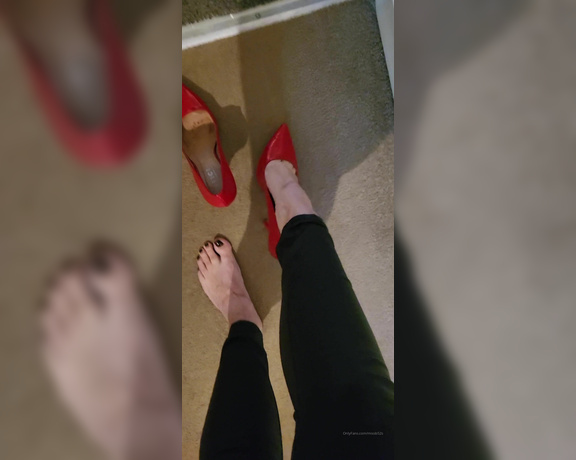 Miss B aka missb52s OnlyFans - 06-15-2022 - Watch me walk