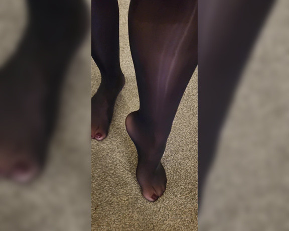 Miss B aka missb52s OnlyFans - 10-28-2022 - Such shiny perfect nylons