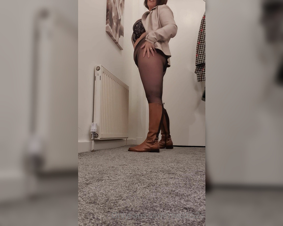 Miss B aka missb52s OnlyFans - 09-18-2020 - Video 280586