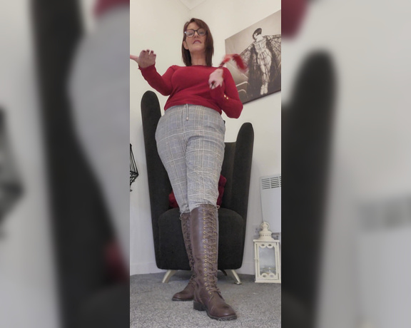 Miss B aka missb52s OnlyFans - 11-22-2023 - Ready for my new toy, boot sluts