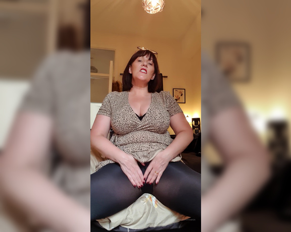 Miss B aka missb52s OnlyFans - 06-12-2021 - All about my thick black walfords