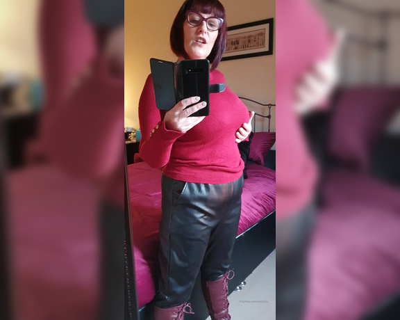 Miss B aka missb52s OnlyFans - 12-30-2021 - Just love the colour coordination today