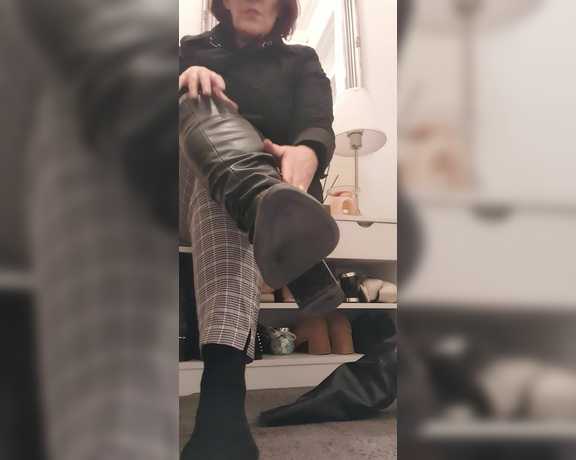 Miss B aka missb52s OnlyFans - 12-06-2021 - My dusty boots for you to clean