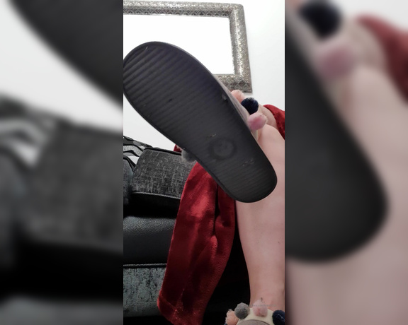 Miss B aka missb52s OnlyFans - 01-22-2021 - Make sure I have wine after work foot slave