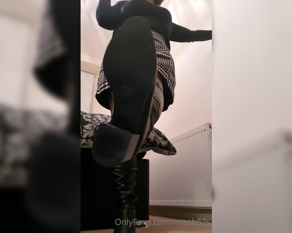 Miss B aka missb52s OnlyFans - 10-08-2020 - Sitting waiting on me coming home