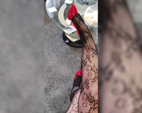 Miss B aka missb52s OnlyFans - 04-10-2021 - All views weaken you