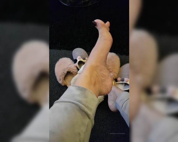 Miss B aka missb52s OnlyFans - 12-27-2019 - Sniff and clean my smelly slippers