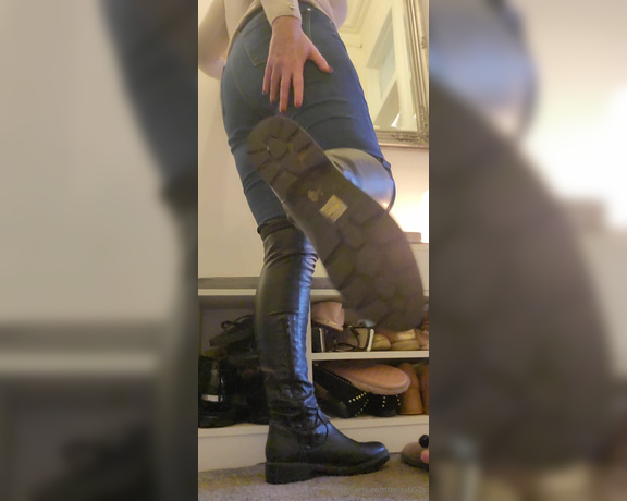 Miss B aka missb52s OnlyFans - 02-11-2024 - Im sharing with you my boots for today Thank me