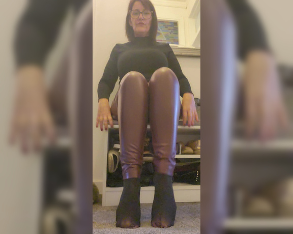 Miss B aka missb52s OnlyFans - 11-05-2023 - Would you like you to be my mud muncher