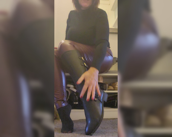 Miss B aka missb52s OnlyFans - 11-05-2023 - Would you like you to be my mud muncher