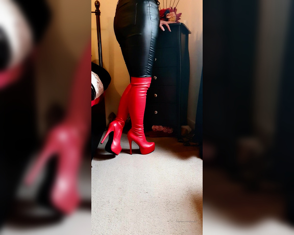 Miss B aka missb52s OnlyFans - 02-10-2022 - Enjoy drooling over my boots