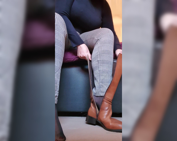 Miss B aka missb52s OnlyFans - 11-09-2020 - Putting my nylon coverd feet into leather boots