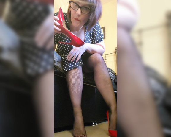 Miss B aka missb52s OnlyFans - 01-20-2023 - Lick it all up like a good stepson